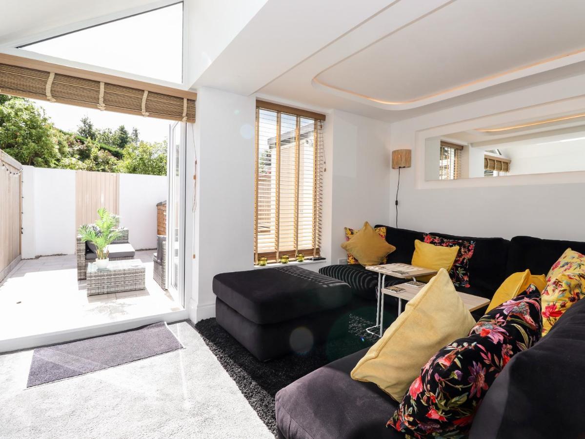 Villa 2 Alexandra Road à Windermere Extérieur photo