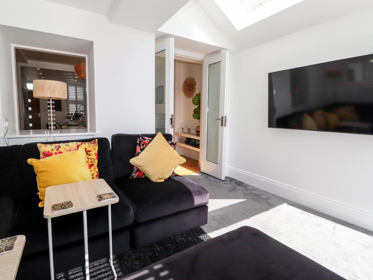 Villa 2 Alexandra Road à Windermere Extérieur photo